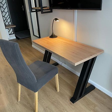 Apartamenty Magia Z Bezplatnym Parkingiem I Klimatyzacja Rzeszow Bagian luar foto