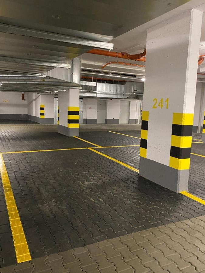 Apartamenty Magia Z Bezplatnym Parkingiem I Klimatyzacja Rzeszow Bagian luar foto