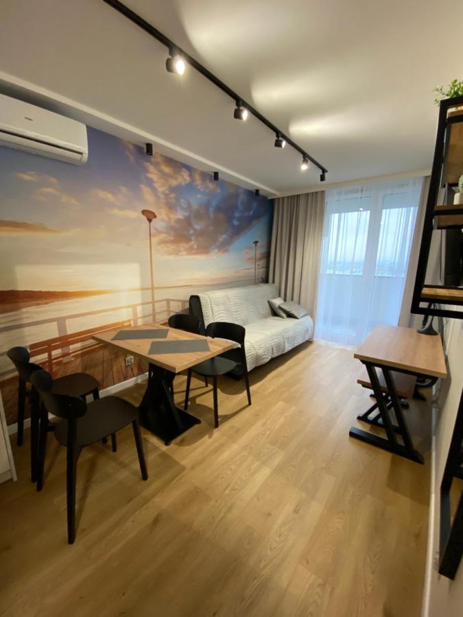 Apartamenty Magia Z Bezplatnym Parkingiem I Klimatyzacja Rzeszow Bagian luar foto
