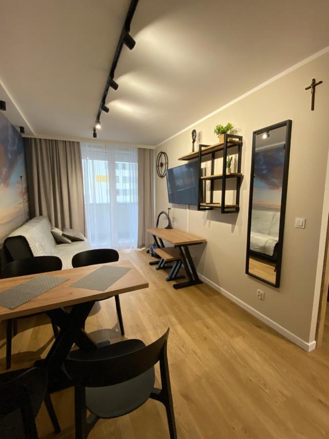 Apartamenty Magia Z Bezplatnym Parkingiem I Klimatyzacja Rzeszow Bagian luar foto